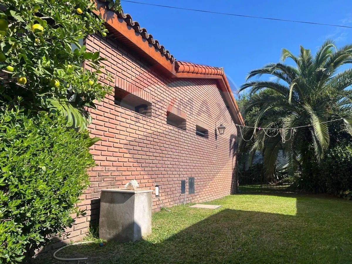 CASA EN VENTA 4 AMBIENTES EN CIUDAD EVITA 2