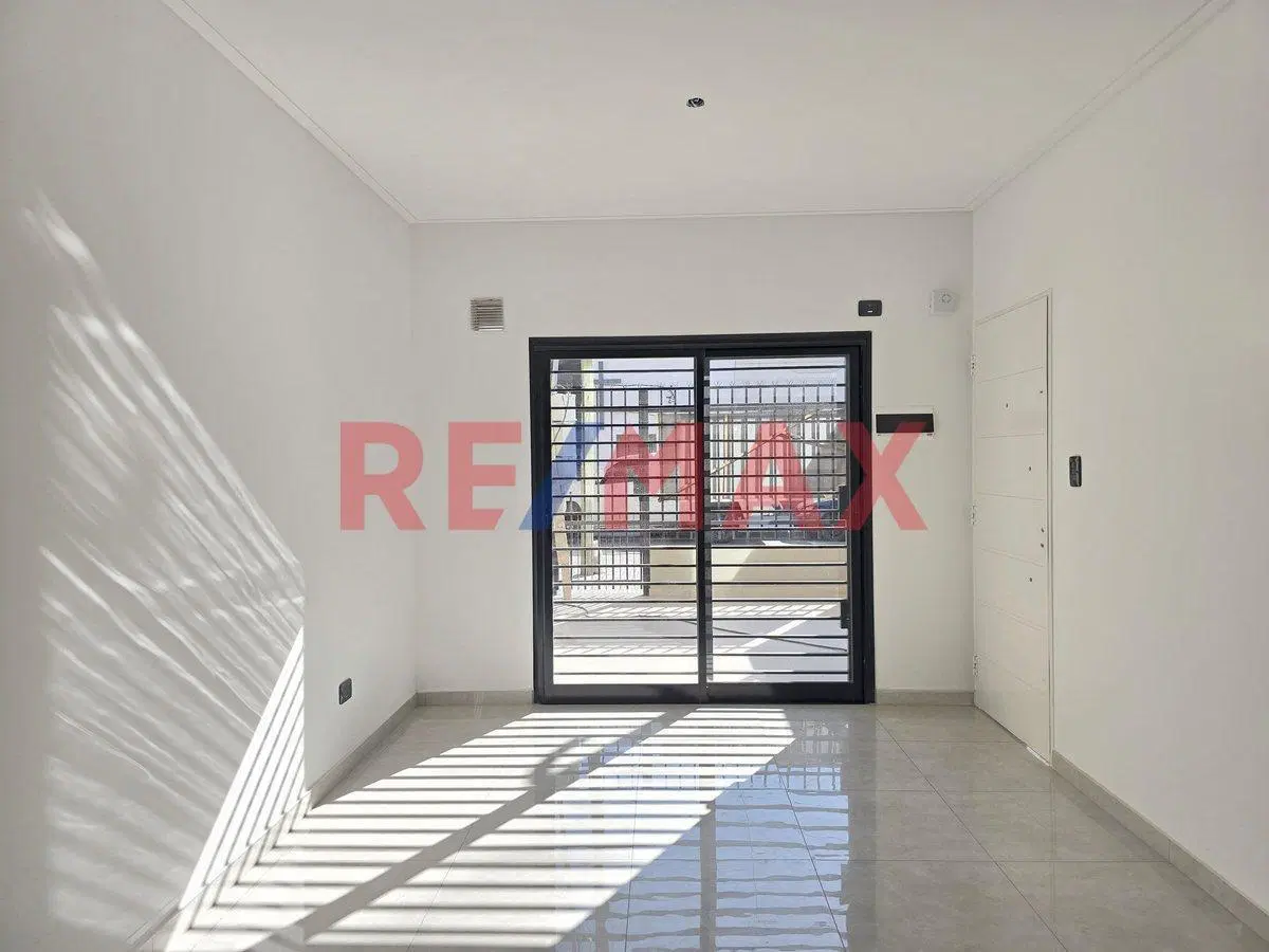 VENTA DEPTO 2 AMB LOMAS DEL MIRADOR - FINANCIACION 3