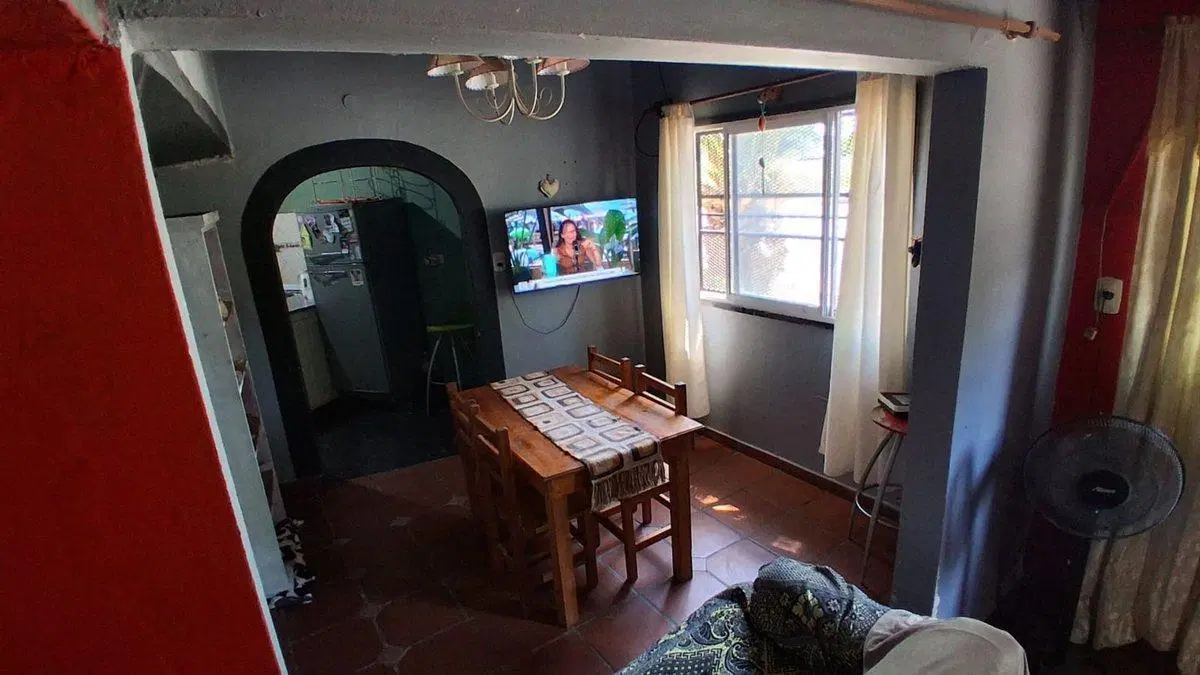 VENTA  CASA 5 AMBIENTES MERLO 2