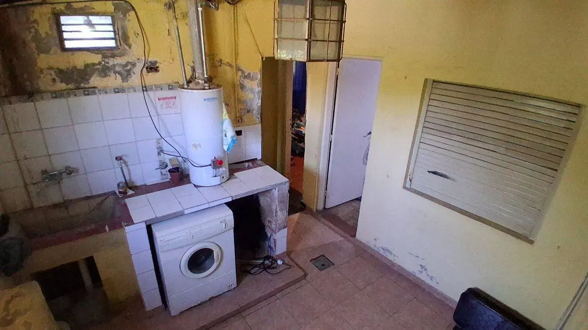 VENTA  CASA 5 AMBIENTES MERLO 3