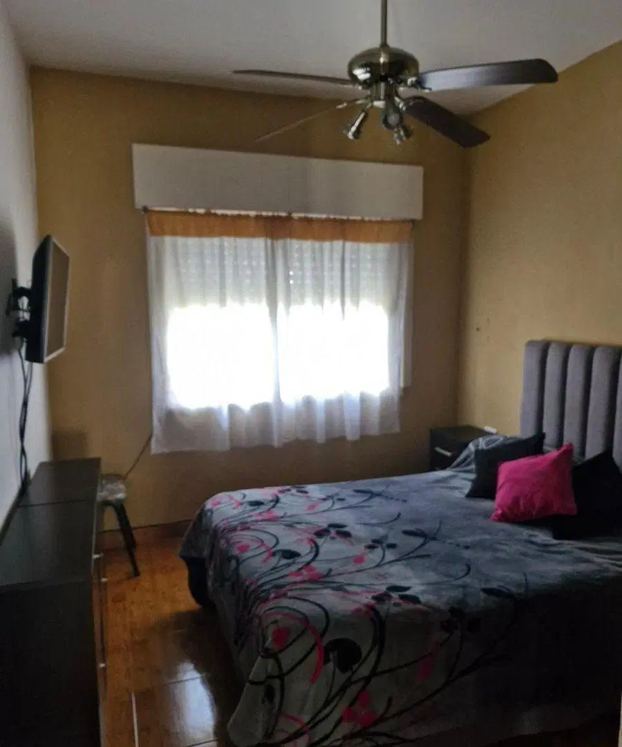 Venta Casa 4 Dormitorios Castelar Norte 2