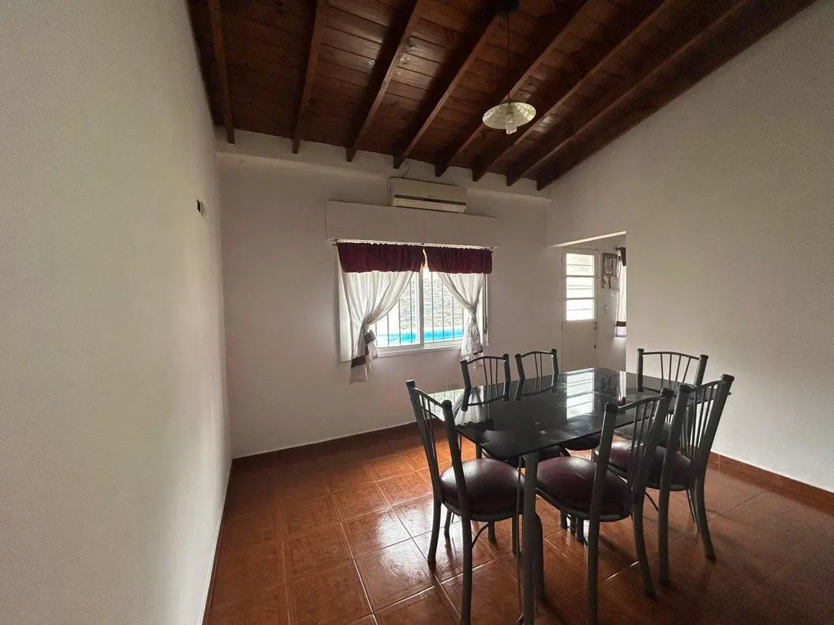 Venta Casa 4 Dormitorios Castelar Norte 3