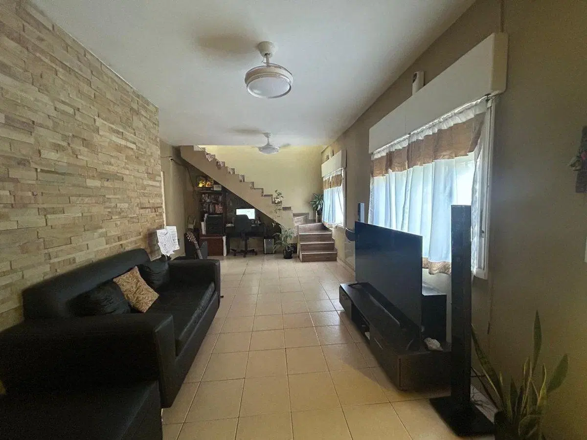 Venta Casa 4 Dormitorios Castelar Norte 4