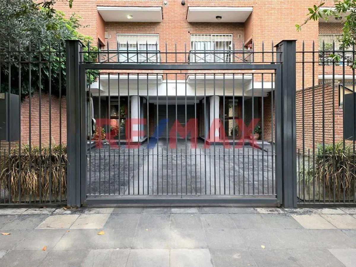 VENTA DEPTO 2 AMB CON PARRILLA CASTELAR NORTE 5
