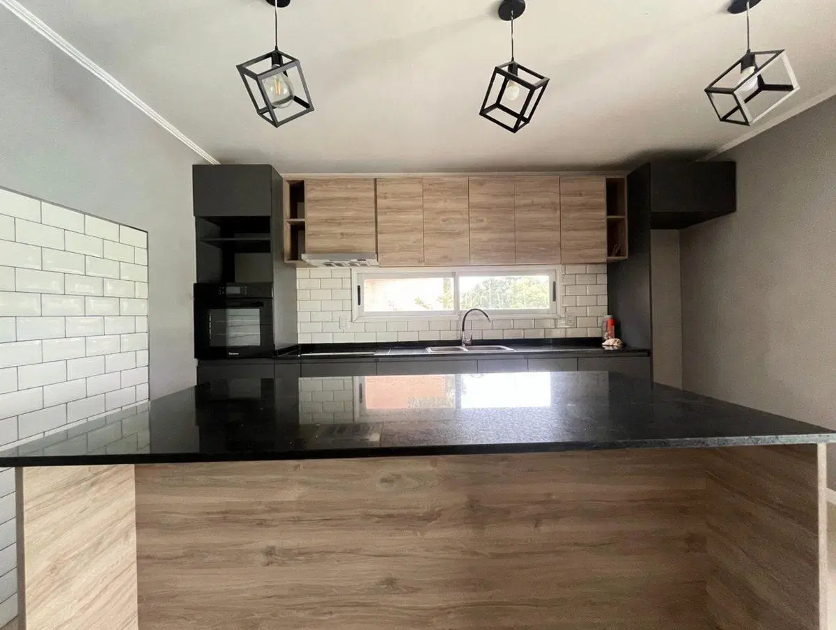 CASA EN VENTA 4 AMBIENTES BAJAS EXPENSAS 4