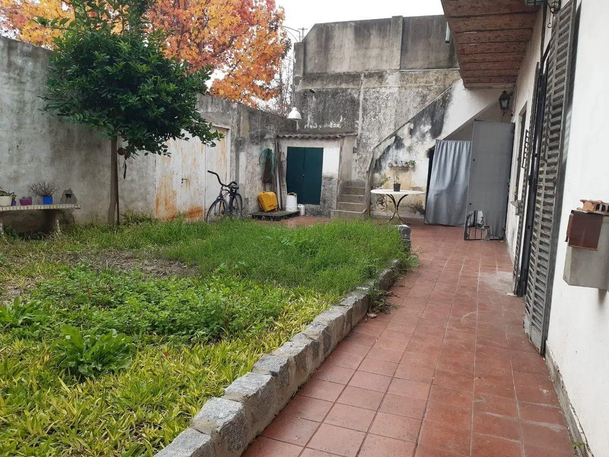 VENTA CASA MATADEROS LOTE PROPIO PERMUTA 8