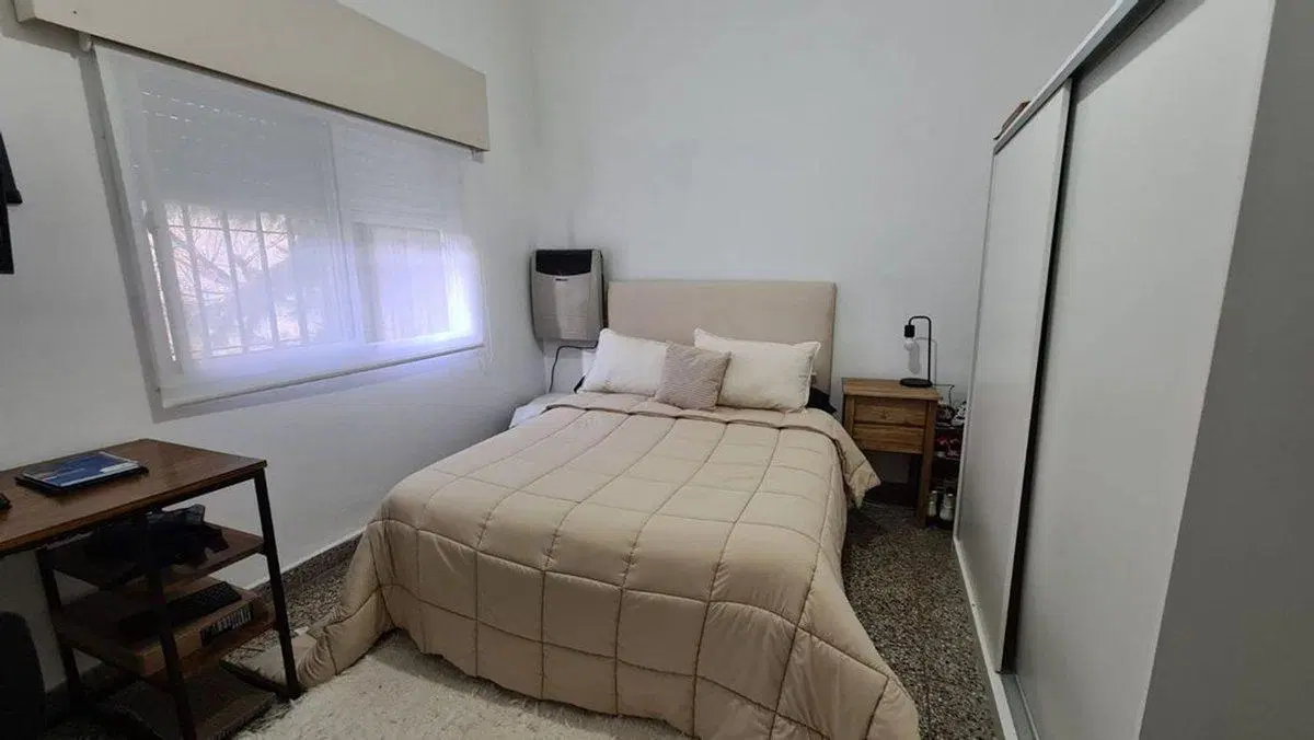 VENTA CASA 4 AMBIENTES HURLINGHAM + PH 2 AMB 2