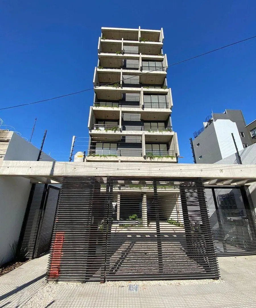 DEPARTAMENTO 3 AMBIENTES VENTA MORÓN FINANCIA 5