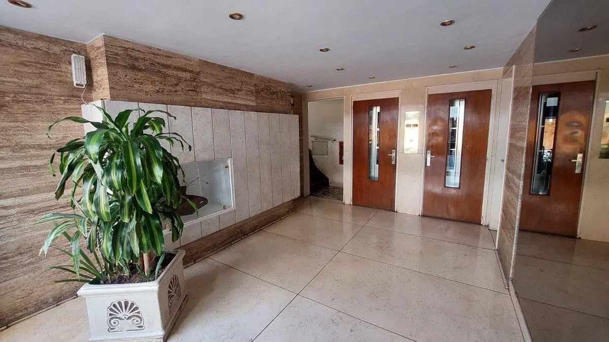 VENTA 4 AMBIENTES BALCON AL FRENTE APTO PERMUTA 2
