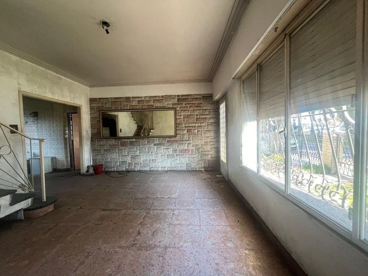 CASA EN VENTA 4 AMBIENTES  EN MATADERO 2