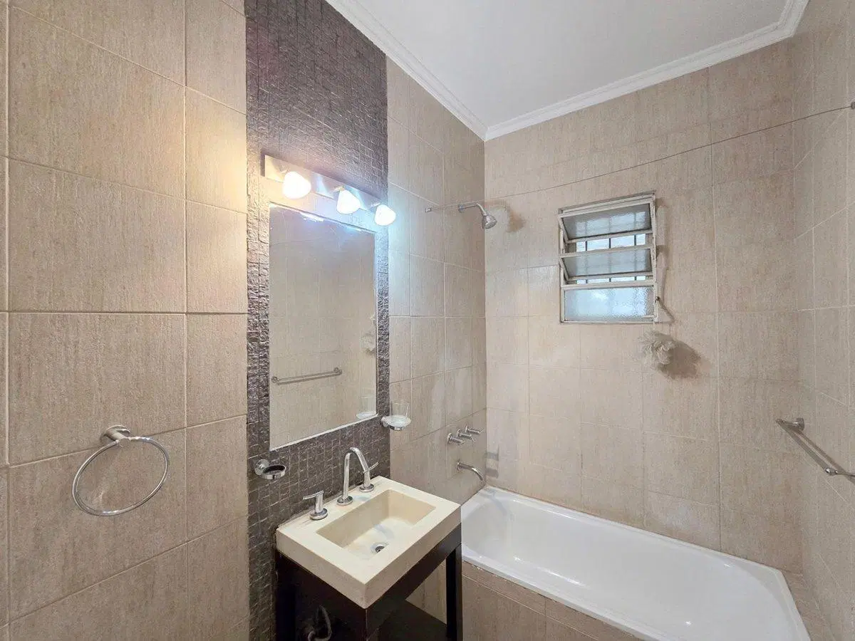 VENTA CASA CASTELAR 3 AMBIENTES APTA CREDITO 4