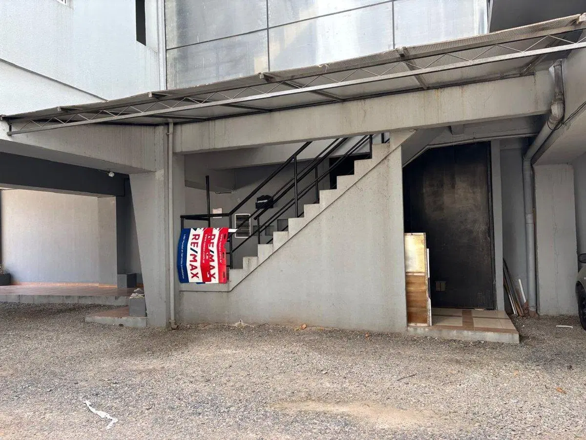 VENTA COCHERA PB. EN MORON-BUENOS AIRES- 4