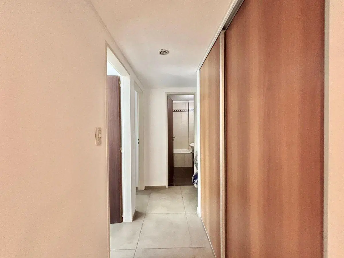 VENTA DEPTO 3 AMB C/COCHERA CASTELAR N /PERMUTA 5