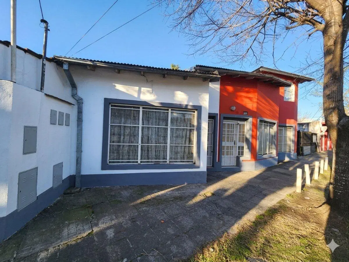 VENTA 3 LOCALES + VIVIENDA  ITUZAINGO NORTE 5
