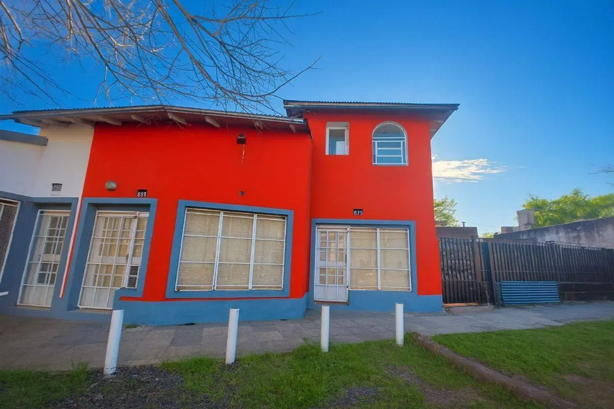 VENTA 3 LOCALES + VIVIENDA  ITUZAINGO NORTE 2