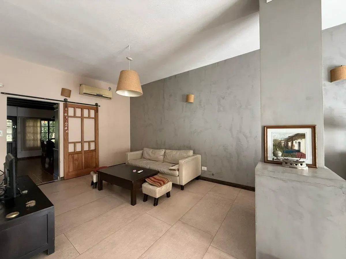 VENTA CASA 5 AMBIENTES PISCINA - CASTELAR NORTE 5