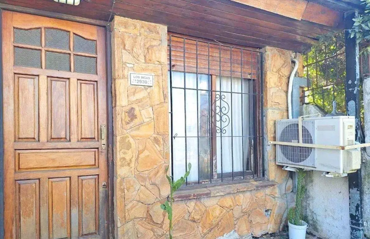 VENTA PH 2 AMB. ESCRITORIO Y PATIO.CASTELAR NORTE 8