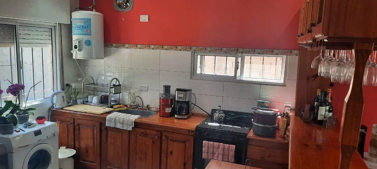 CASA 3 AMBIENTES EN VENTA DEL VISO- QUINCHO PILETA 2