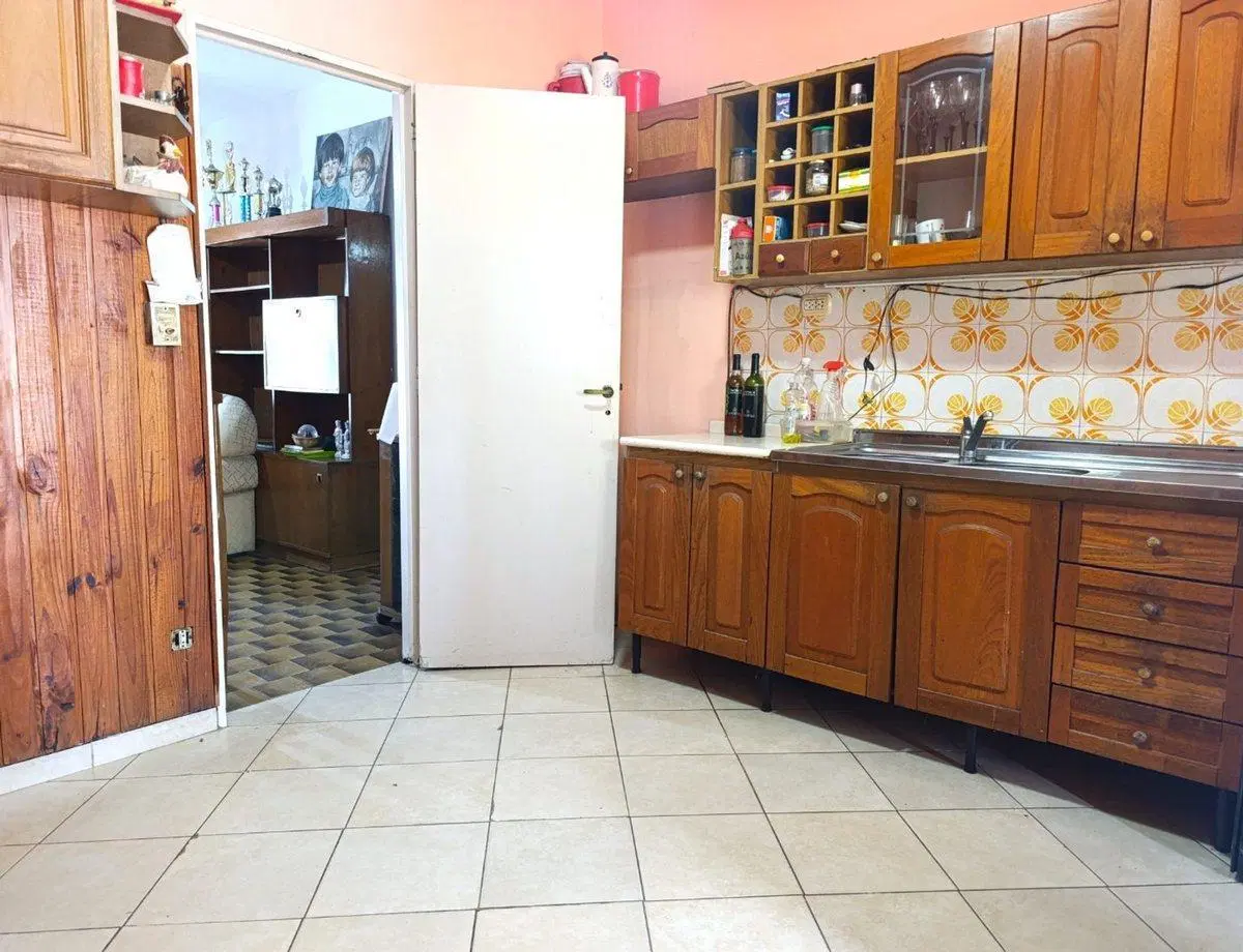 CASA VENTA 3 AMBIENTES ITUZAINGO CON COCHERA PATIO 3