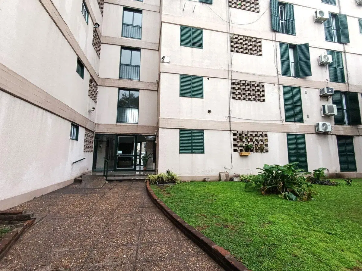 Departamento en Venta de 4 ambientes en Laferrere 2