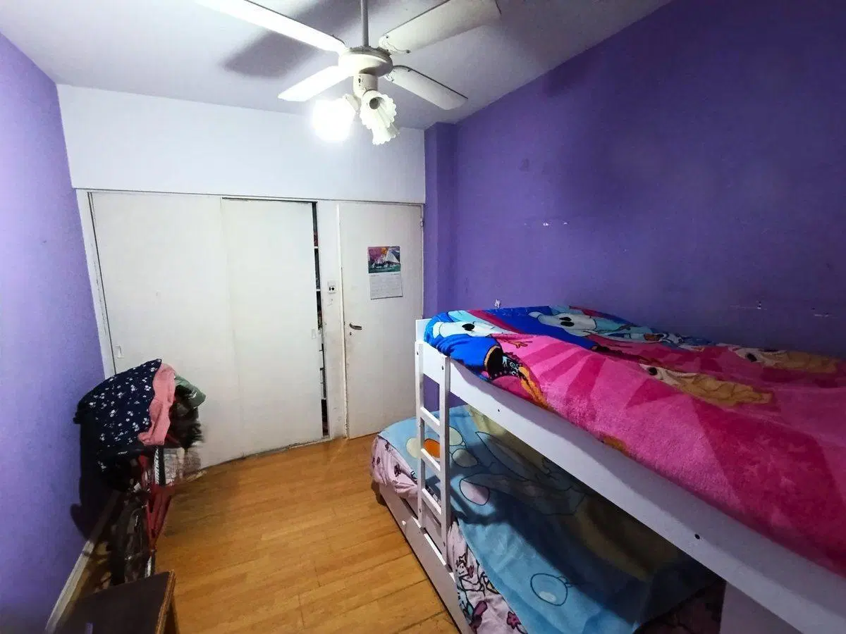 Departamento en Venta de 4 ambientes en Laferrere 8