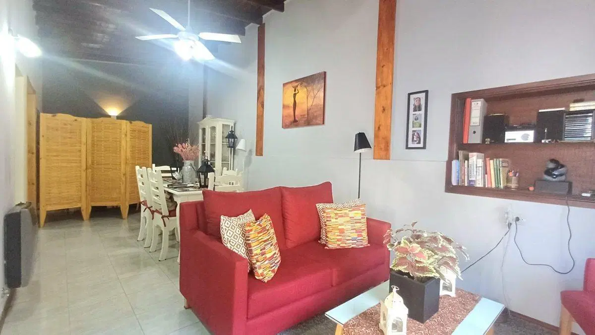 VENTA CASA TIPO PH CASTELAR SUR OPORTUNIDAD 4