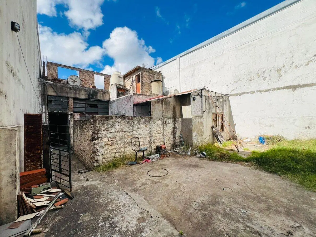 VENTA LOTE COMERCIAL CON GALPON EN SAN MARTIN 2