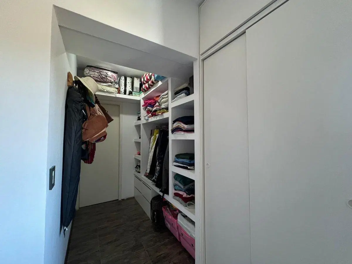 VENTA CASA 4 AMB. C/ GARAGE - ITUZAINGO 3