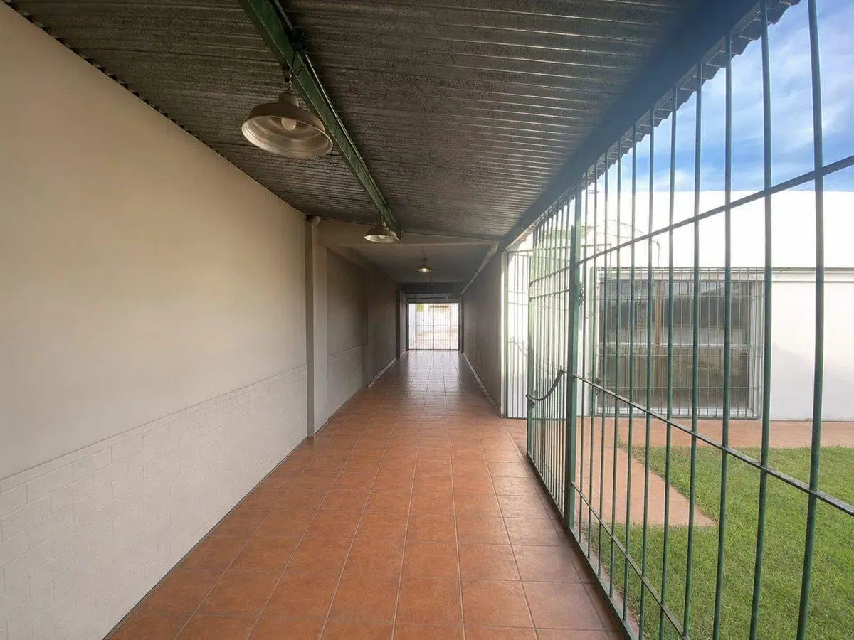 VENTA CASA 3 AMBIENTES MERLO APTO CREDITO PERMUTAS 4