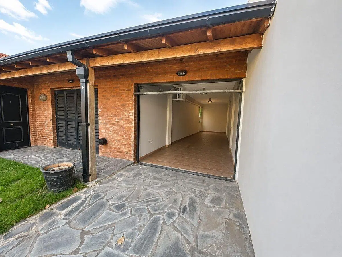 VENTA CASA 3 AMBIENTES MERLO APTO CREDITO PERMUTAS 2