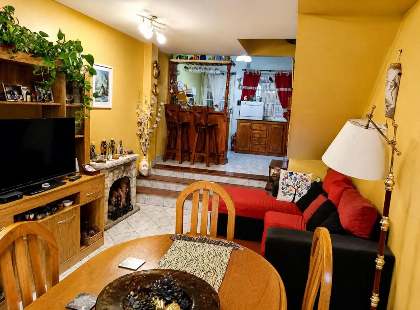 VENTA PH/TRIPLEX 5 AMB., COCH. Y PATIO - MATADEROS 2