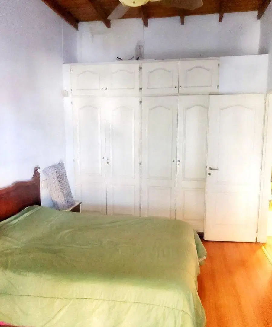 Venta Casa 4 ambientes Ituzaingo Norte 5