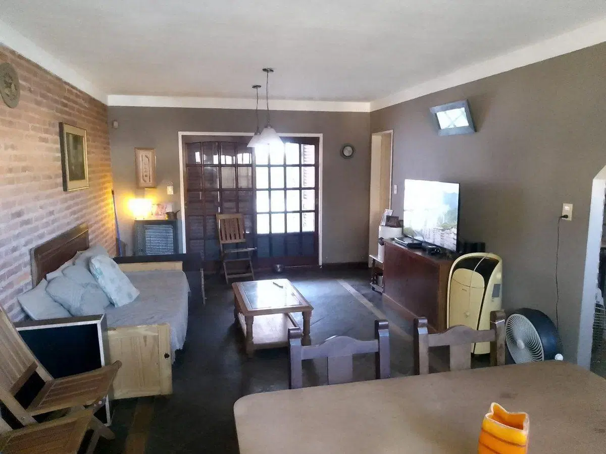 Venta Casa 4 ambientes Ituzaingo Norte 3