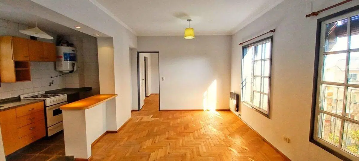 Venta Departamento Morón 2 Amb Cochera FINANCIA 5