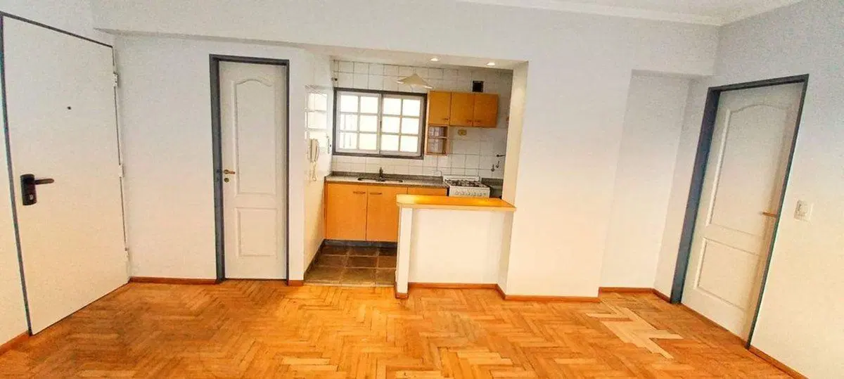 Venta Departamento Morón 2 Amb Cochera FINANCIA 4