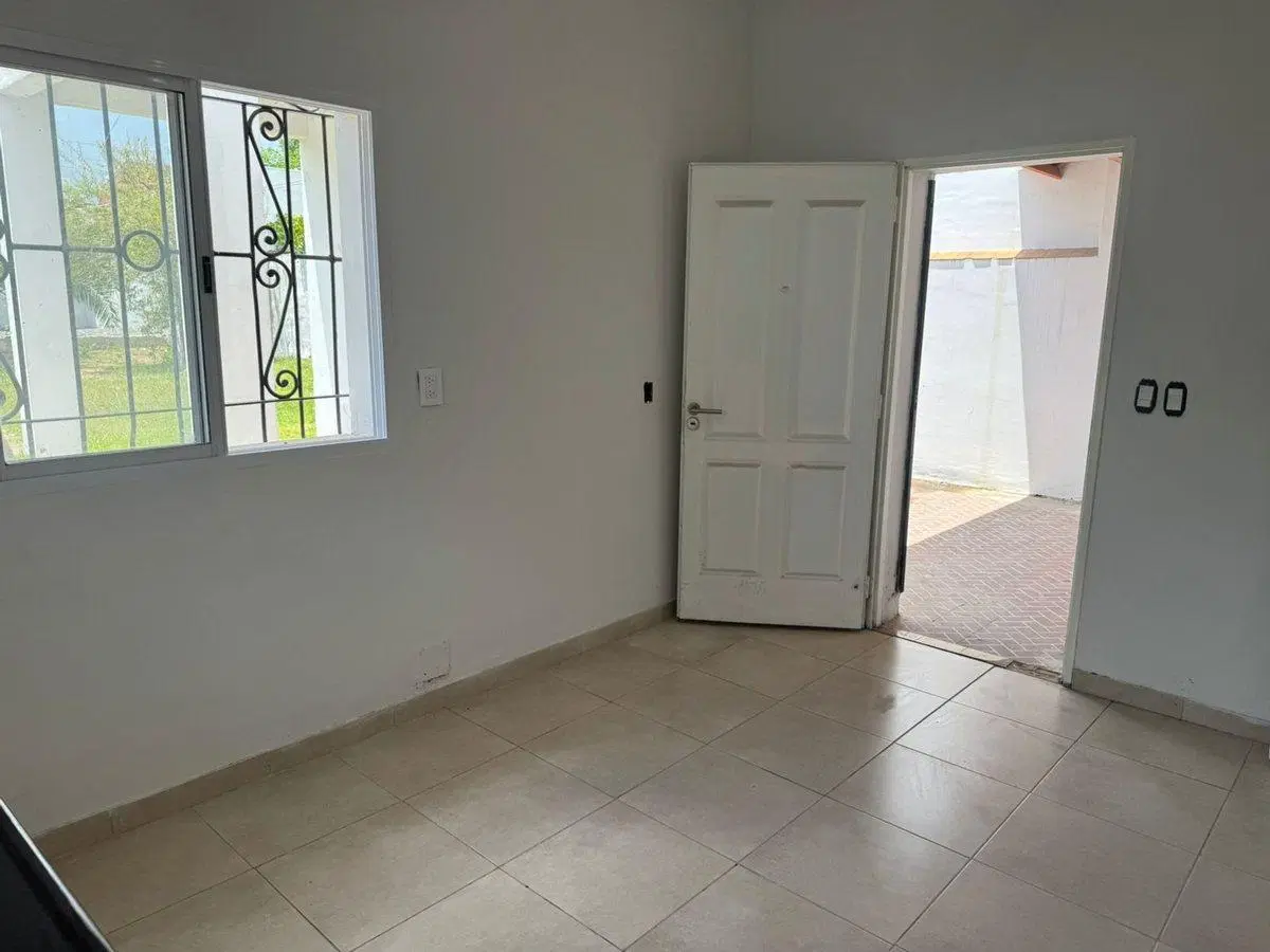 VENTA CASA 3 AMBIENTES PARQUE SAN MARTIN, MERLO. 2