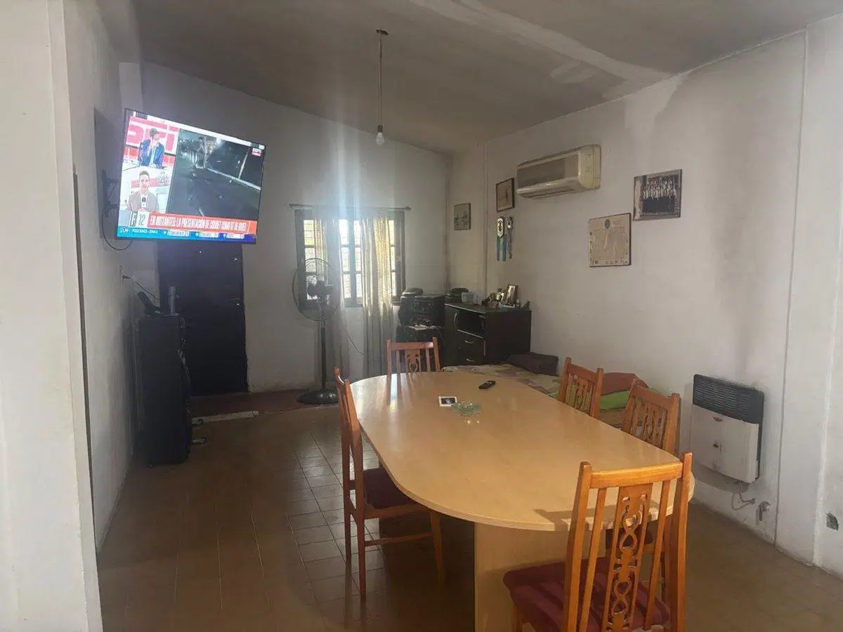 VENTA CASA 4 AMBIENTES  EN LIBERTAD MERLO 3