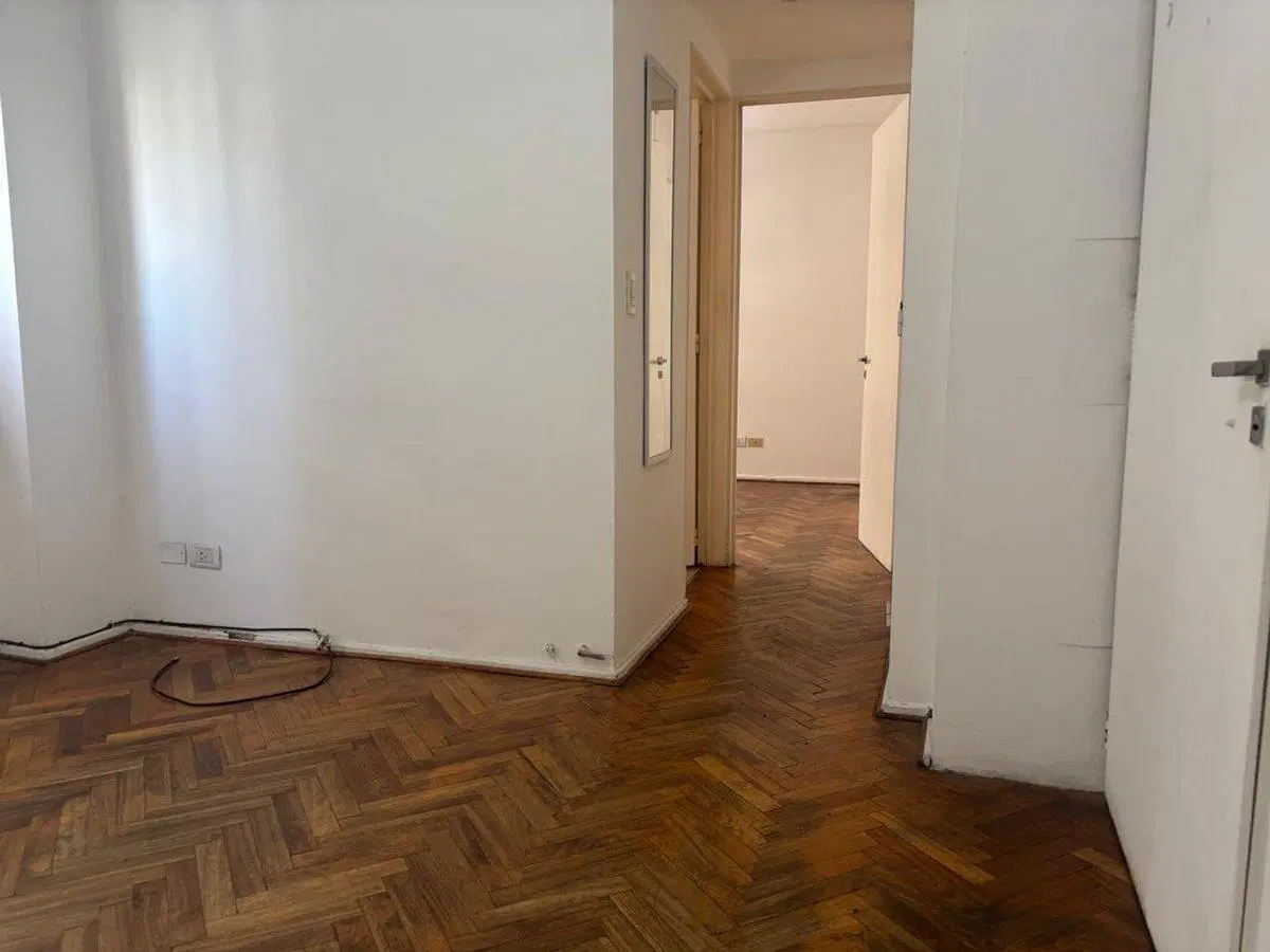 VENTA DEPTO 2 AMB. CON COCHERA EN VILLA DEL PARQUE 5