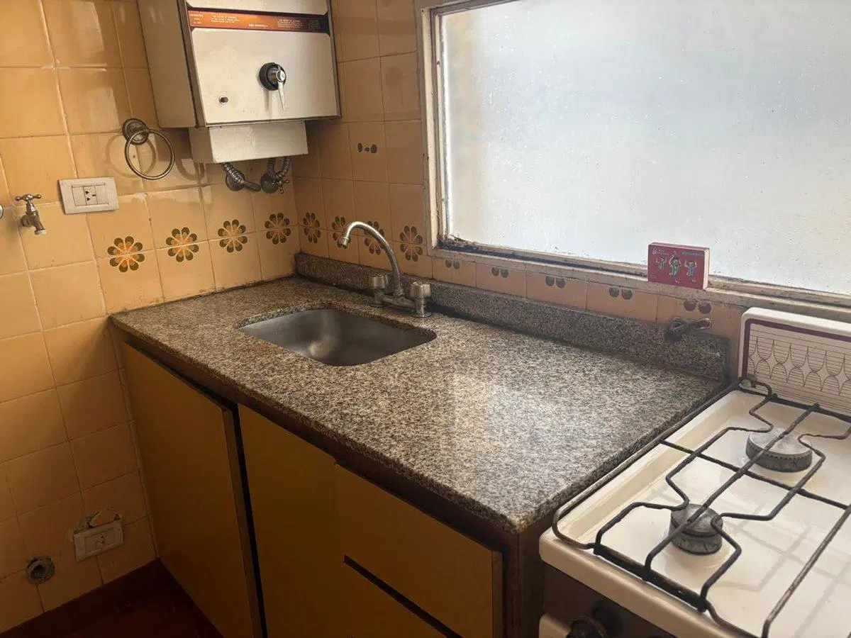 VENTA DEPTO 2 AMB. CON COCHERA EN VILLA DEL PARQUE 5
