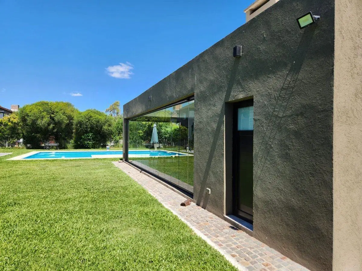 VENTA CASA 6 AMB SAUNA JACUZZI PILETA PERMUTA 5