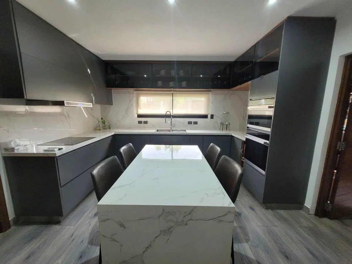 VENTA CASA 6 AMB SAUNA JACUZZI PILETA PERMUTA 4