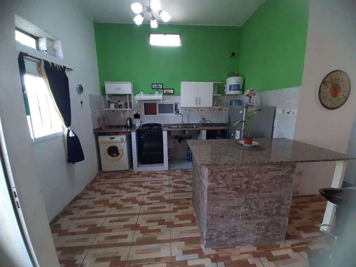 VENTA PH AL FRENTE MONOAMBIENTE MORON SUR 3