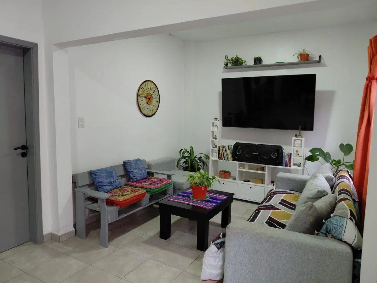 VENTA PH AL FRENTE MONOAMBIENTE MORON SUR 2