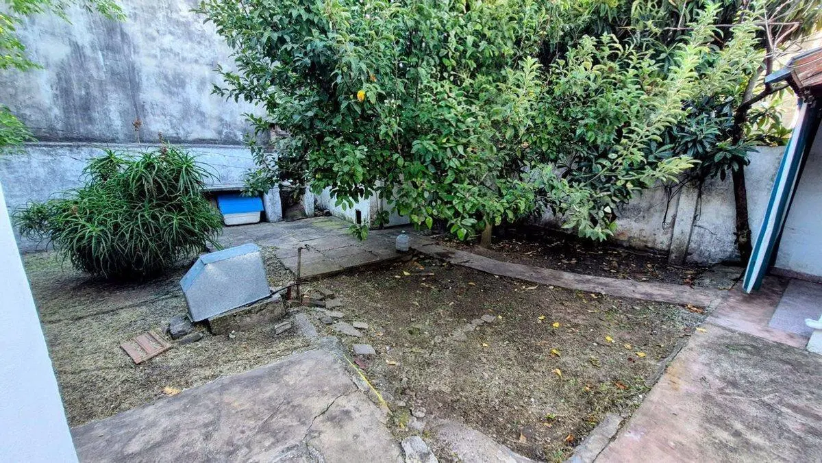 PH 2 AMB CON LOCALES ITUZAINGO - VENTA EN BLOQUE 4