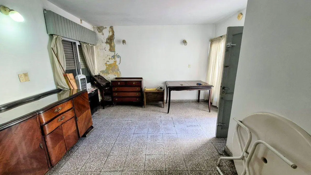 PH 2 AMB CON LOCALES ITUZAINGO - VENTA EN BLOQUE 2