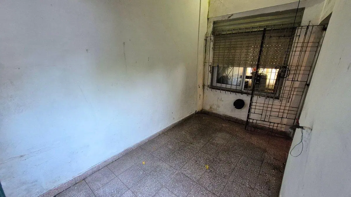 PH 2 AMB CON LOCALES ITUZAINGO - VENTA EN BLOQUE 5