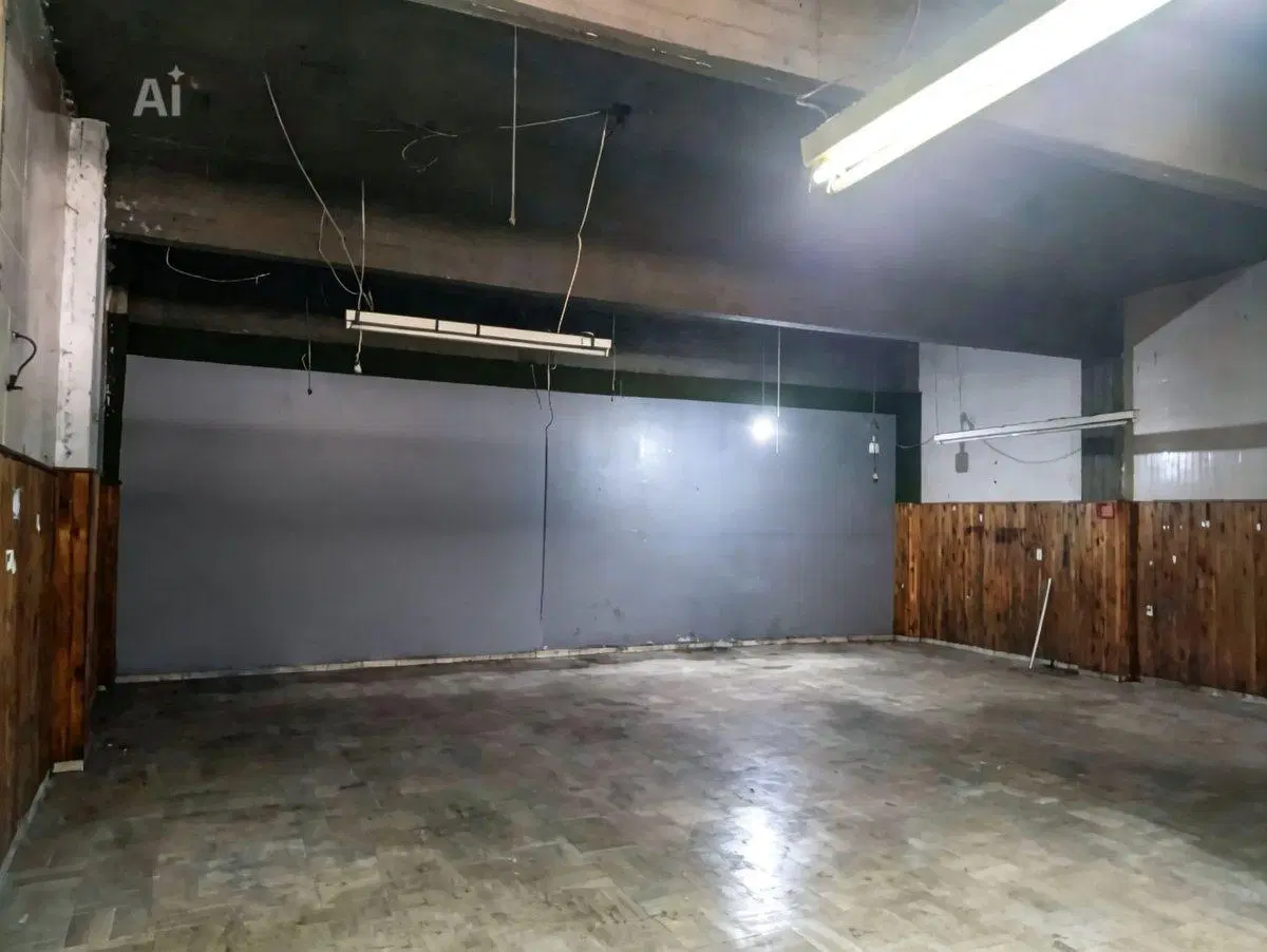 Venta galpon  mas casa 3 amb en Lomas de Mirador 3
