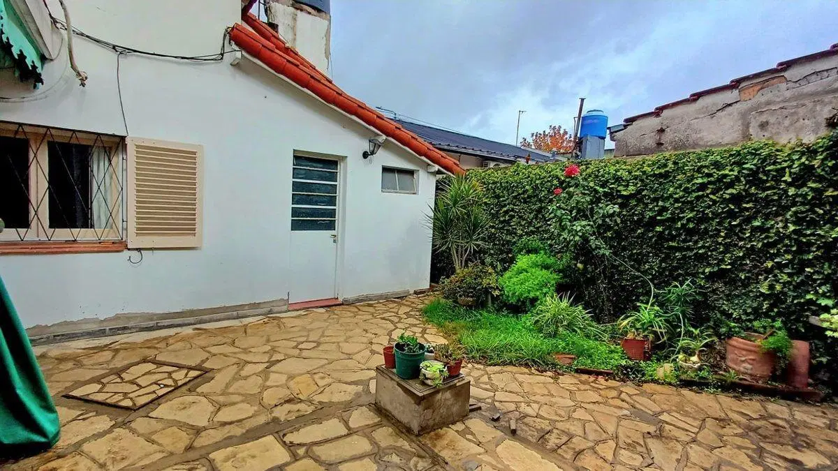 VENTA CHALET 3AMBIENTE CASTELAR AP.CREDITO PERMUTA 5