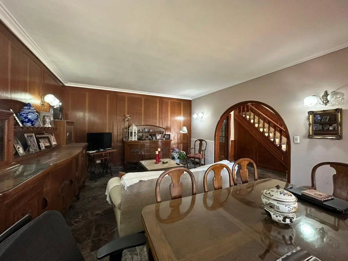 VENTA CASA MORENO 4 AMBIENTES CON QUINCHO Y PILETA 3