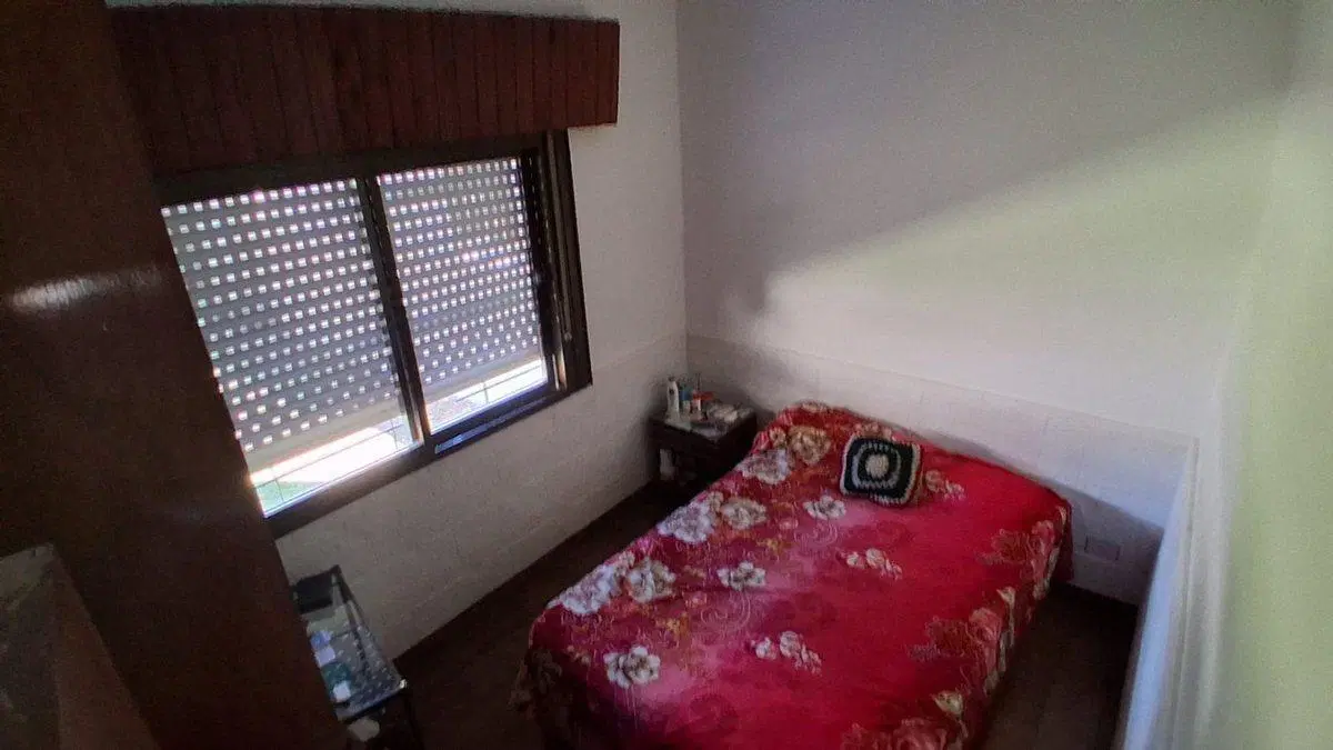 VENTA DE CASA 3 AMBIENTES EN MERLO 5